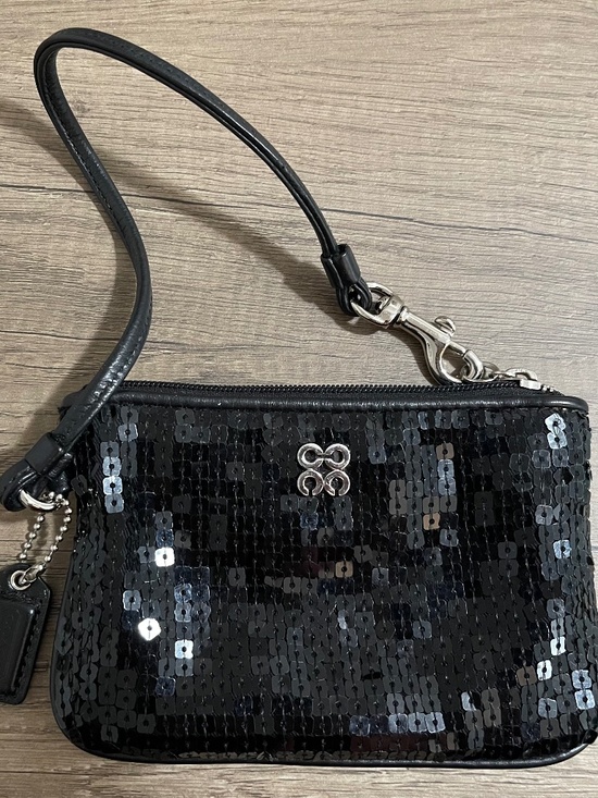 Coach black sequins evening universal small wristlet - Picture 2 of 7